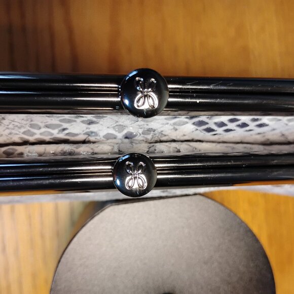 HOBO Lauren Metallic Leather Clutch Wallet With Tags AS IS - Picture 2 of 7